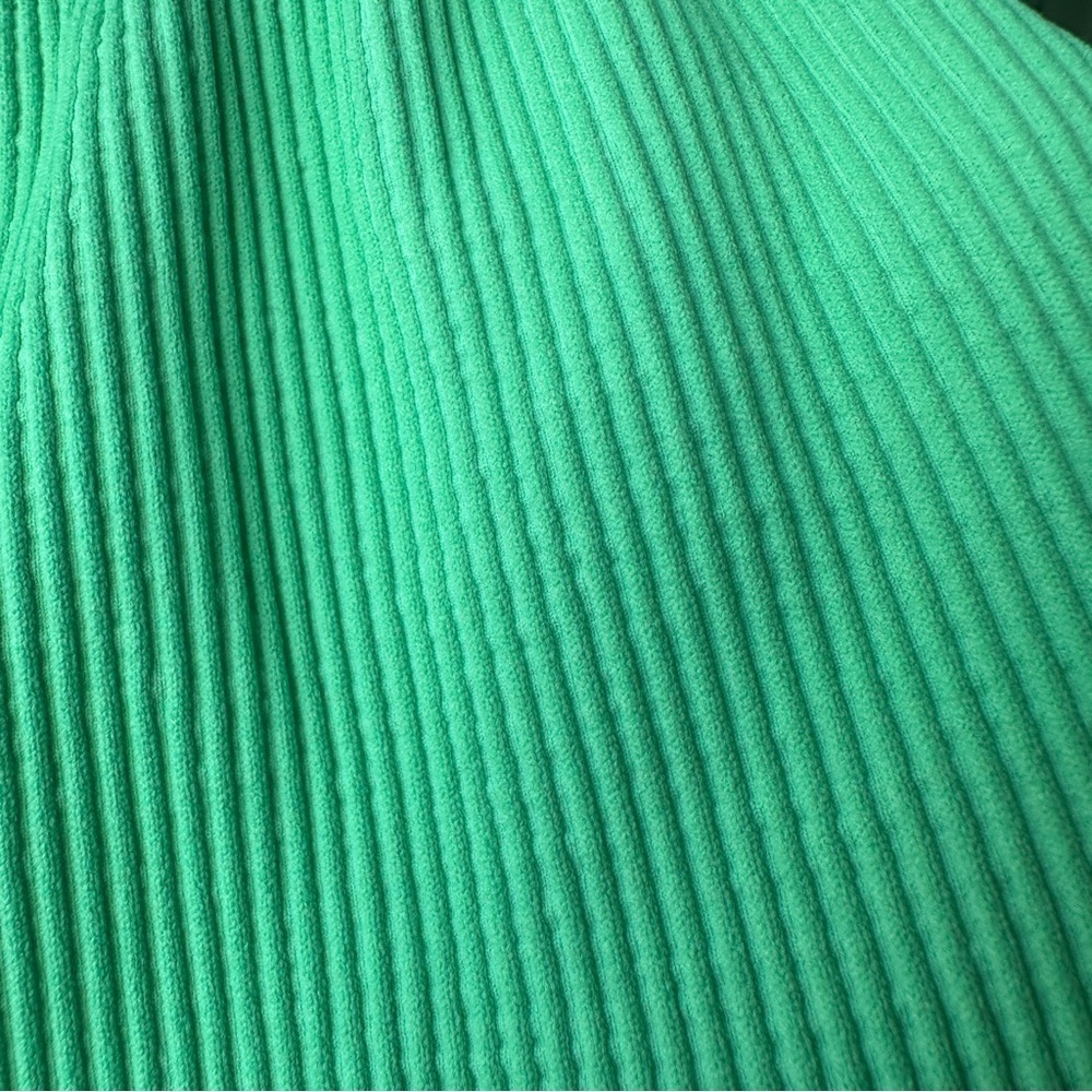 FP Movement Free People Fresh Cut Green Athletic Ribbed Shorts Size XS/S - Picture 3 of 13